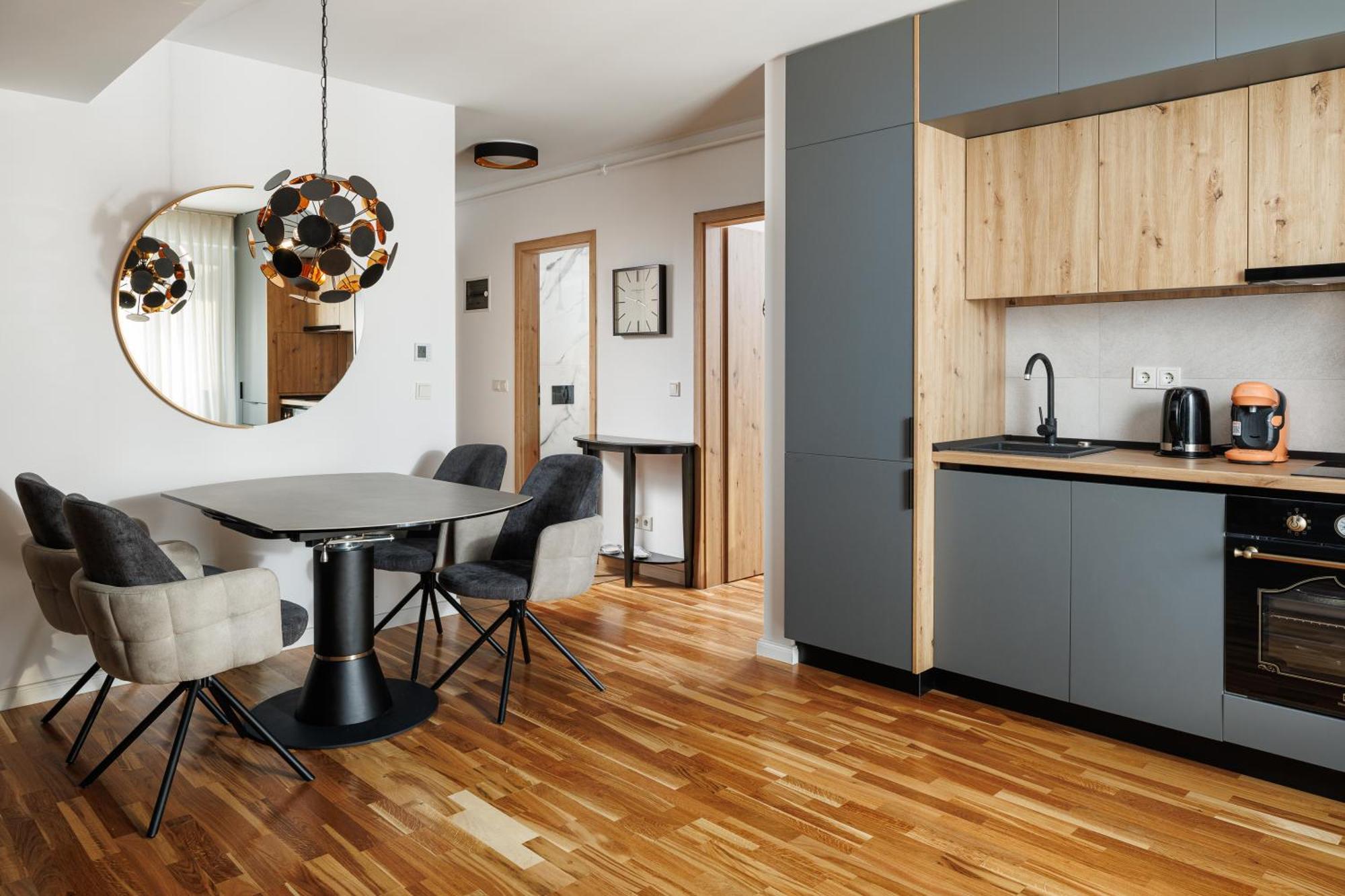 Cosmopolit Apartment *